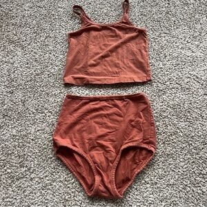 ARQ terracotta tank/high waisted underwear set M